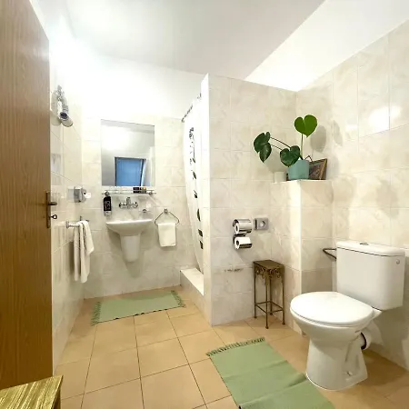 Hotel Art Dans Le Parc Banská Bystrica